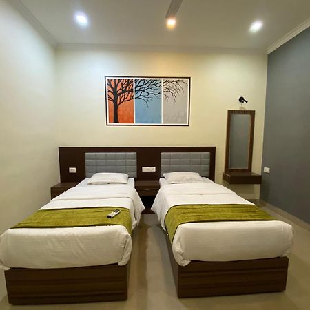 Muziris Manor Residency Hotel Kochi Eksteriør billede