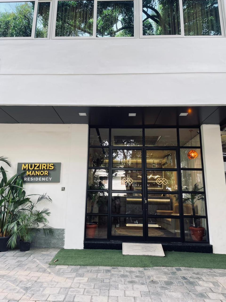 Muziris Manor Residency Hotel Kochi Eksteriør billede