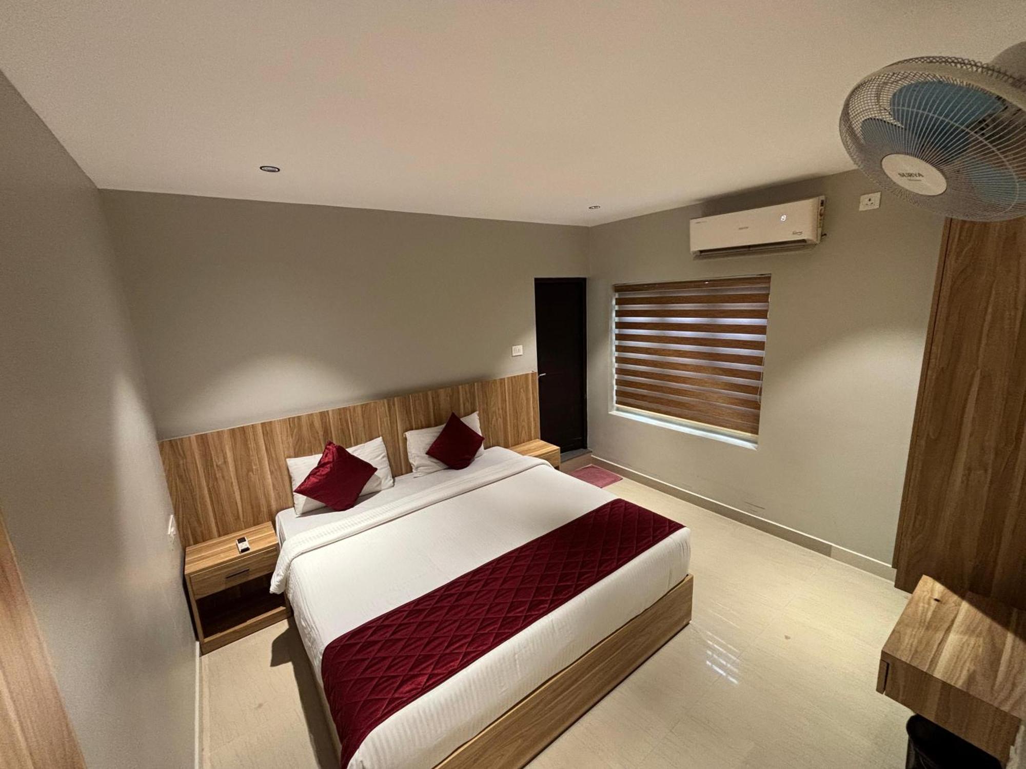 Muziris Manor Residency Hotel Kochi Eksteriør billede
