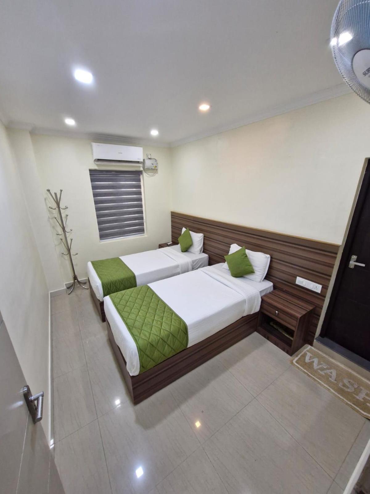 Muziris Manor Residency Hotel Kochi Eksteriør billede